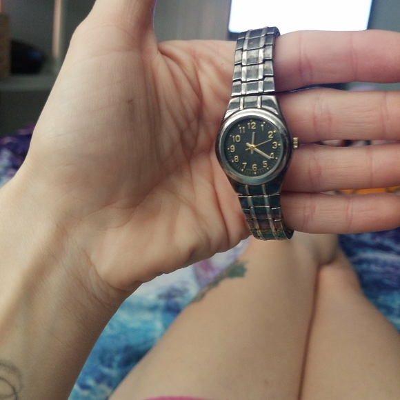 Watch. - Picture 2 of 2